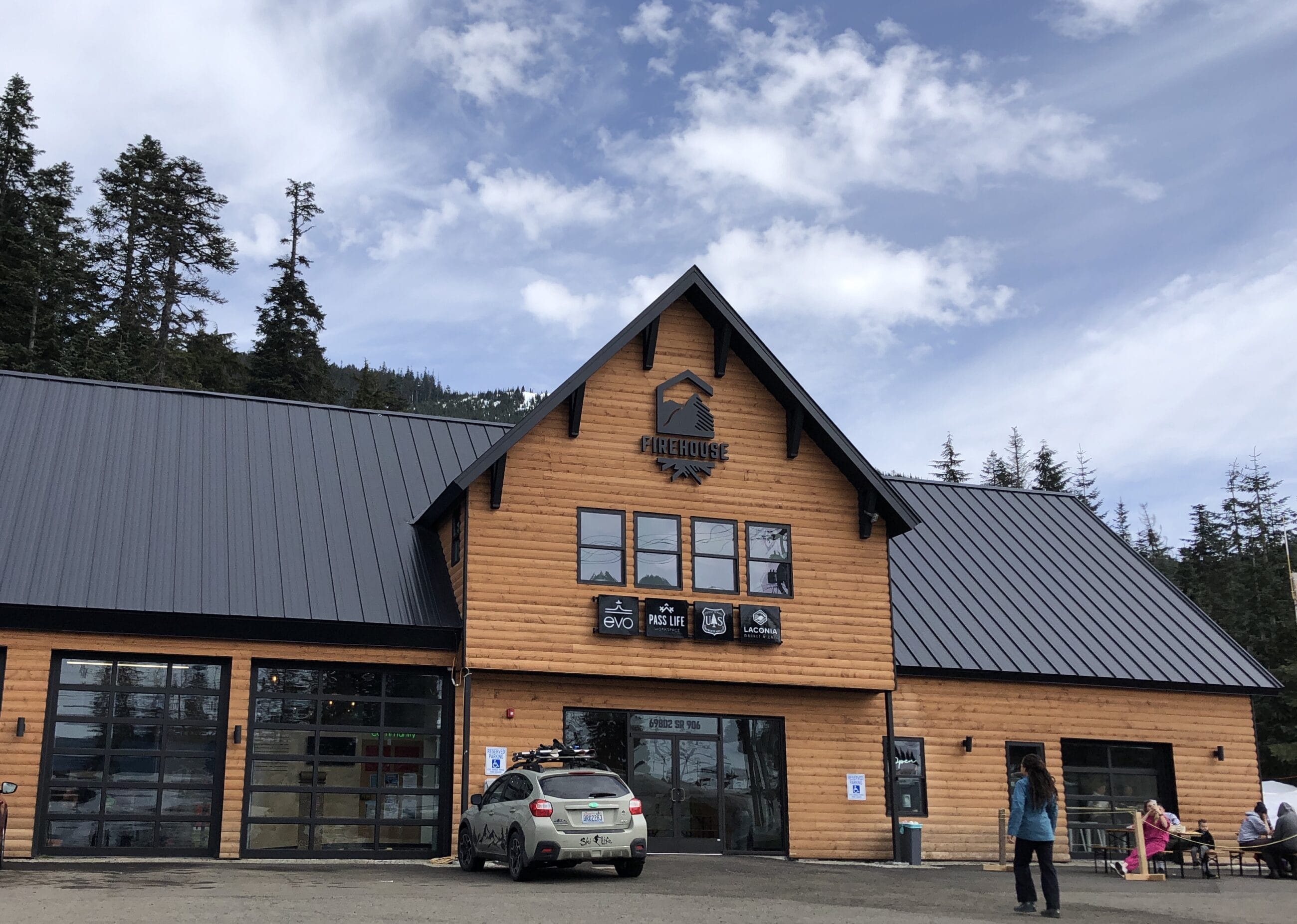 Snoqualmie Pass Visitor Station